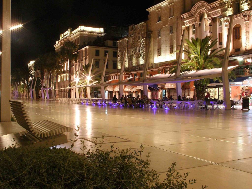 Apartment Pauk Split Bagian luar foto